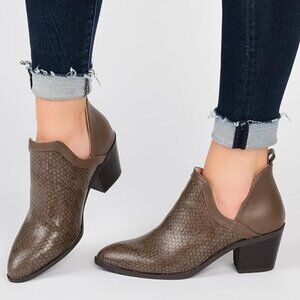 Journee Collection Womens Terri Bootie Grey